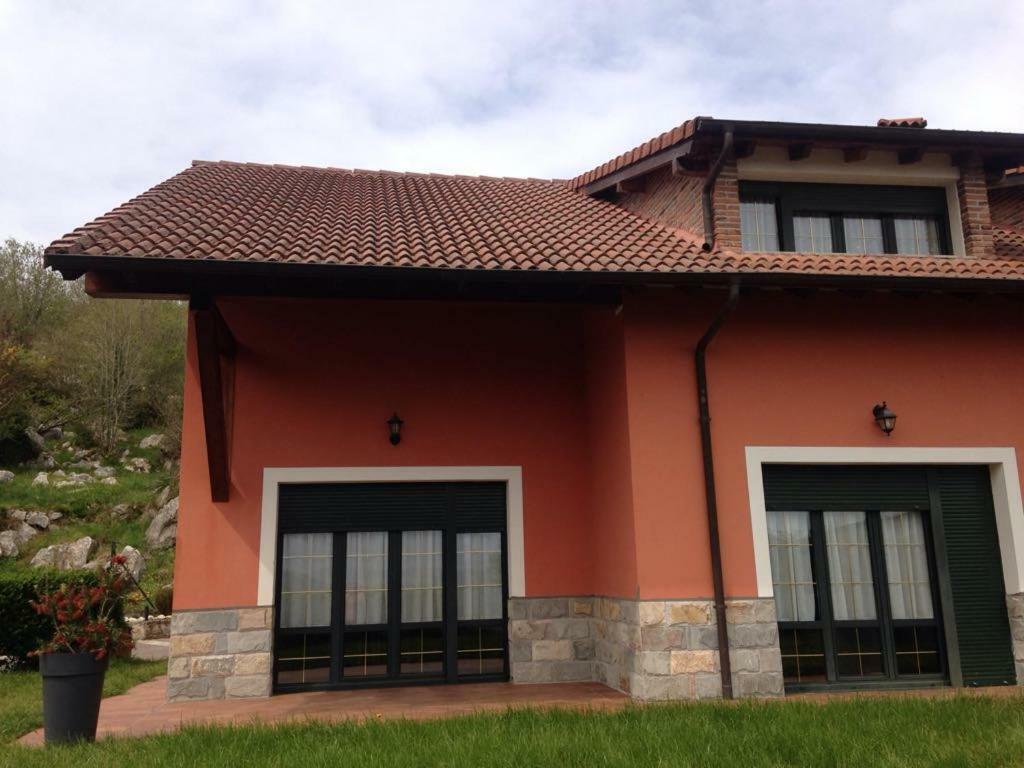 Villa Casa Llampedro Canales  Exterior foto